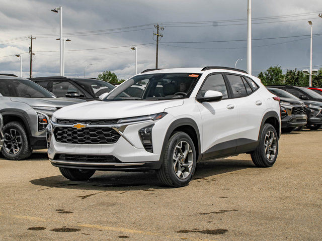2025 Chevrolet Trax LT in Cars & Trucks in Edmonton - Image 4