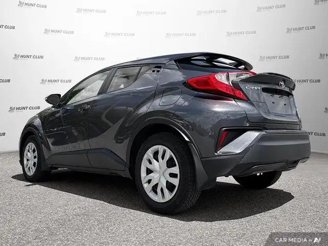 2022 Toyota C-HR in Cars & Trucks in Ottawa - Image 5