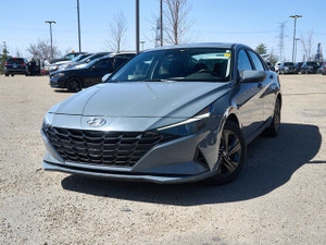 2022 Hyundai Elantra Pref Sun and Tech Pkg | Sunroof | Carplay | Android Auto | Heated Seats and Steering Wheel