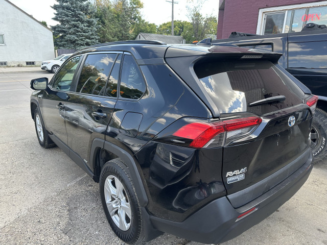 2019 Toyota RAV4 Hybrid LE new safety clean title  in Cars & Trucks in Winnipeg - Image 3