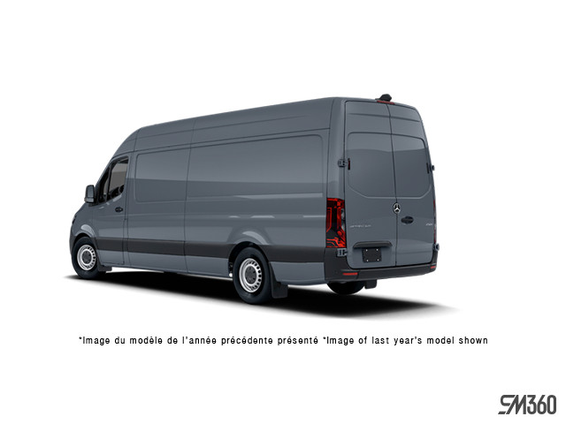 2024 Mercedes-Benz Sprinter 2500 170 Wheelbase High Roof RWD in Cars & Trucks in City of Montréal - Image 3