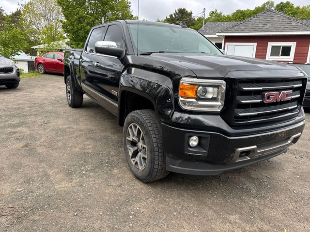 2015 GMC Sierra 1500 4X4 Crew Cab 143.5" SLE | LEATHER |REMOTE S in Cars & Trucks in City of Toronto - Image 2