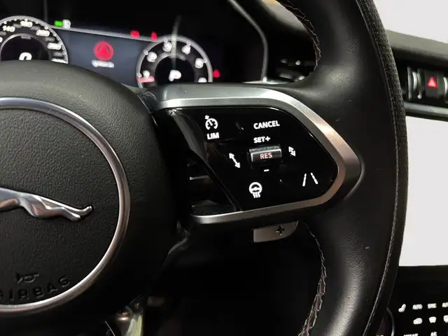 2021 Jaguar F-PACE SVR AWD CUIR CHAUFFANT/VENTILE CAM360 NAV TOI in Cars & Trucks in Laval / North Shore - Image 14