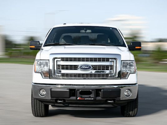 2014 Ford F-150 5.0L|XLT PKG|4x4| SUPER CREW |BACK UP|VERY CLEAN in Cars & Trucks in City of Toronto - Image 2