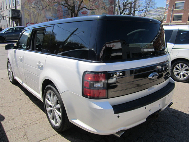 2011 Ford Flex TITANIUM AWD ECOBOOST in Cars & Trucks in City of Toronto - Image 2