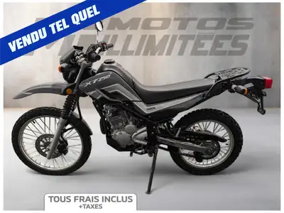 Vendu tel quel quelques imperfection esthétiques. YAMAHA XT250 2024 Gris et Noir 167 km au compteur....