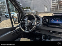 Mercedes-Benz Rive-Sud, la destination Mercedes-Benz par excellence. Bienvenue en première classe. D... (image 8)