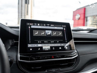 This Jeep Compass is rugged, reliable, and ready for any job. Powered by a Intercooled Turbo Regular... (image 5)