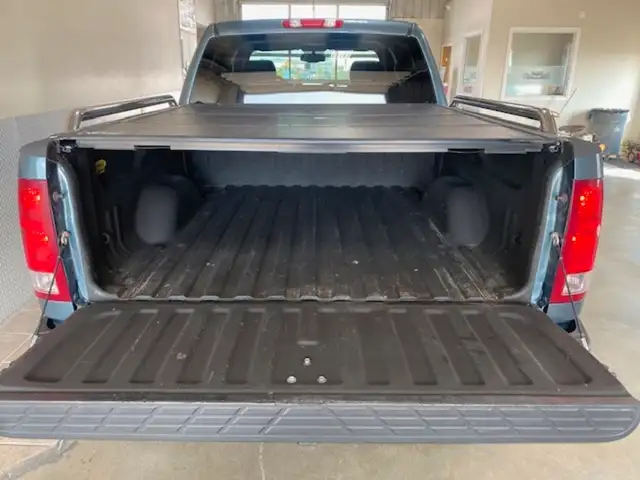 2011 GMC Sierra 1500 4WD Crew Cab 143.5 SLE-Z7162863215054978124