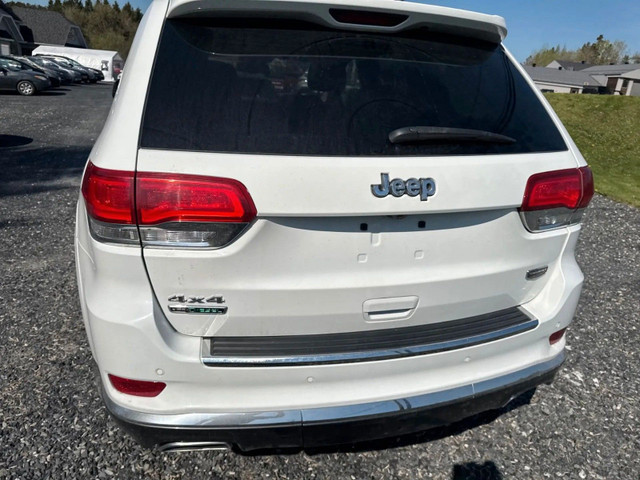 2015 Jeep Grand Cherokee 4WD 4dr Summit | LOADED | SUNROOF | COO in Cars & Trucks in City of Toronto - Image 4