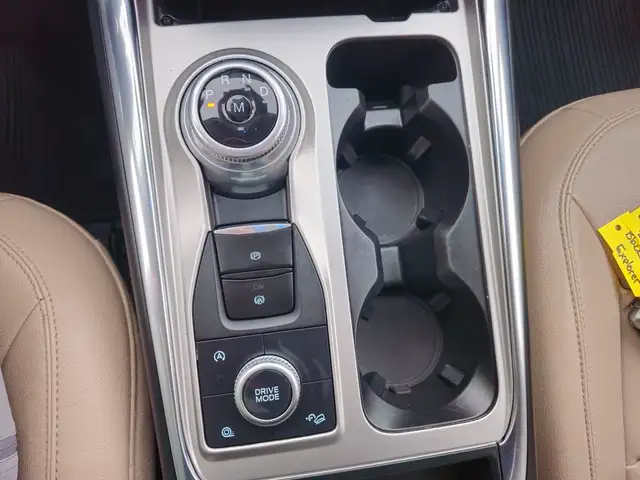 2020 Ford Explorer XLT 4WD in Cars & Trucks in Chatham-Kent - Image 27