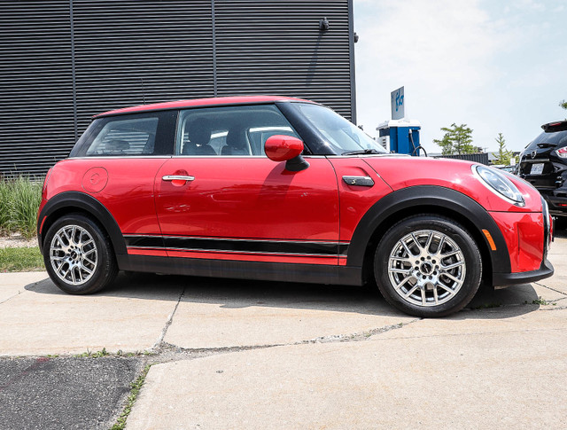 2023 MINI 3 Door Cooper SE in Cars & Trucks in Kitchener / Waterloo - Image 2
