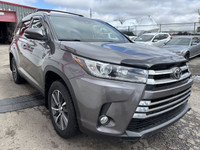 XLE | AWD | 7 PASSENGER | LEATHER HEATED SEATS This 2019 Toyota Highlander XLE AWD is a versatile th... (image 6)