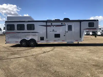 BISON SALES EVENT, CALL FOR PRICING!3 Horse Slant Load w/ Stud Wall & More! 2023 Bison 8311B 8' Trai...