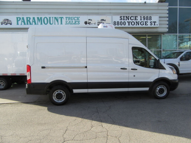  2019 Ford Transit GAS T-250 148 W/BASE HIGH ROOF NEW LOW TEMP R in Heavy Equipment in Markham / York Region - Image 4