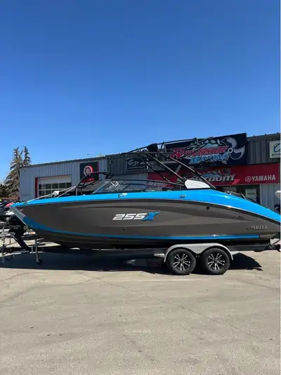 Engine Type: Twin 1.8 L Super Vortex High Output Displacement: 1812 cc per engine Length Overall: 24...