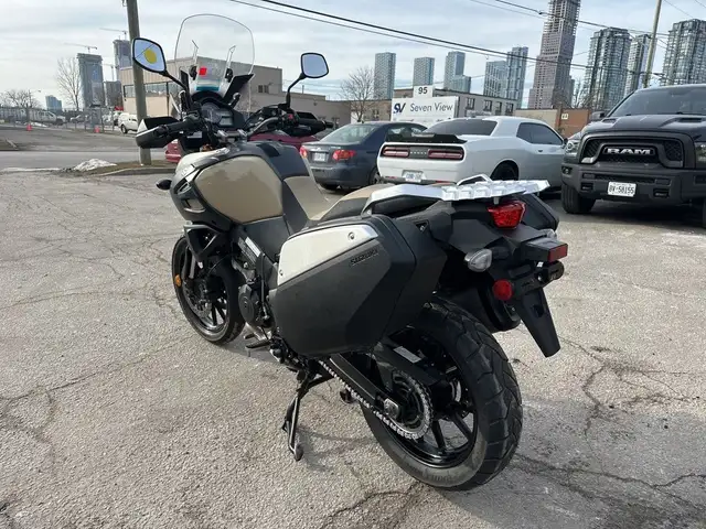 2014 Suzuki V-Strom 1000 ~ VSTROM 1000CC ~ VERSATILE ~ CLEAN BIK in Street, Cruisers & Choppers in City of Toronto - Image 7