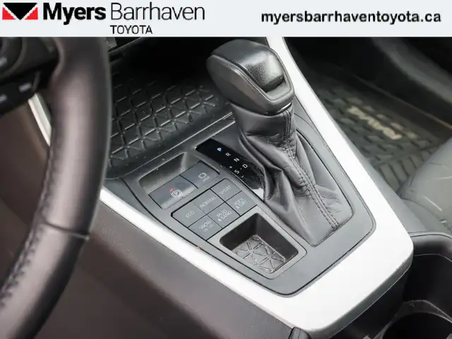 2022 Toyota RAV4 XLE - Sunroof - Power Liftgate - $252 B/W in Cars & Trucks in Ottawa - Image 17