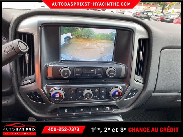 Chevrolet Silverado 2500 LT, DURAMAX, CREW 2017 in Cars & Trucks in Saint-Hyacinthe - Image 4