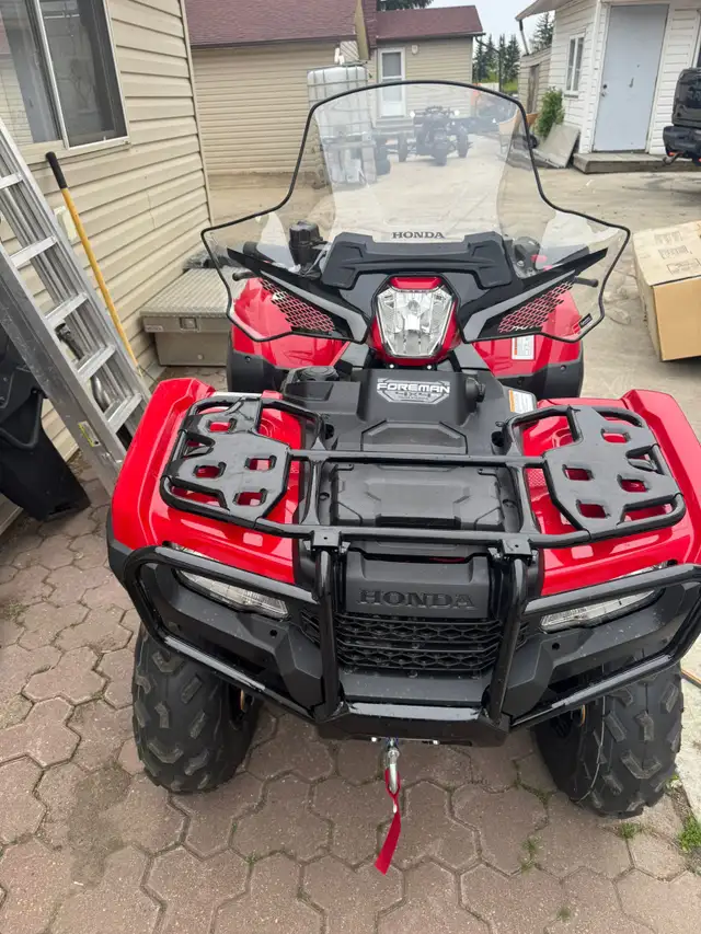 2024 HONDA RUBICON 520 DCT DELUXE – RED! in ATVs in Edmonton - Image 4