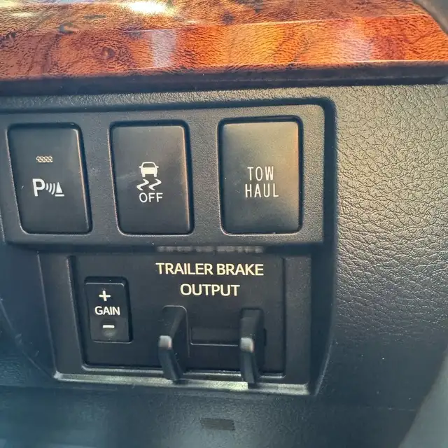 2018 Toyota Tundra Platinum 1794 Edition, Crewmax, 5.7L V8, Prem in Cars & Trucks in Cranbrook - Image 21