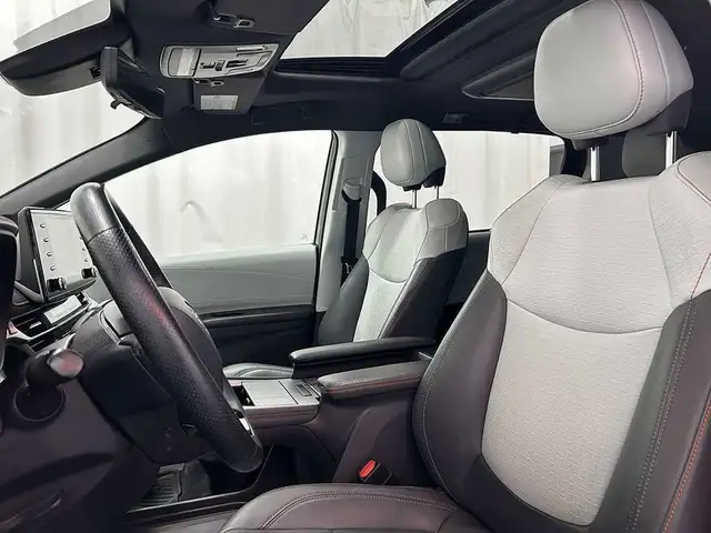 2021 Toyota Sienna AWD XSE TECHNOLOGIE - TOIT OUVRANT - INT. CUI in Cars & Trucks in Québec City - Image 23