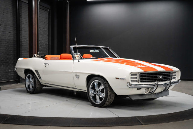 1969 Chevrolet Camaro RS/SS | Original Pace Car Package | Foose in Classic Cars in Strathcona County - Image 2