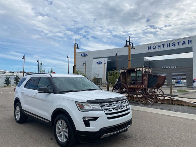 2019 Ford Explorer XLT - Apple CarPlay - Android Auto - $275 B/W in Cars & Trucks in Calgary - Image 2