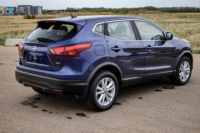 2019 Nissan Qashqai SPORT ALL WHEEL DRIVE LOW KMS in Cars & Trucks in Strathcona County - Image 3