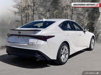 Engine: V6 Cylinder Engine 3.5L L/100Km City: 12.2 L/100Km Hwy: 9.0 Safety Equipment Electronic Stab... (image 4)