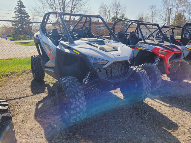 2023 Polaris Industries RZR Pro XP Sport Ghost Gray in ATVs in North Bay - Image 4