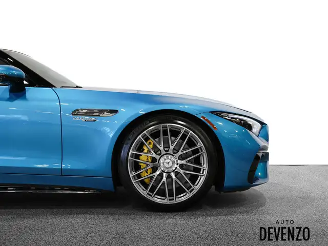 2022 Mercedes-Benz SL-Class AMG SL63 Roadster 577hp Hyper Blue M in Cars & Trucks in Laval / North Shore - Image 9
