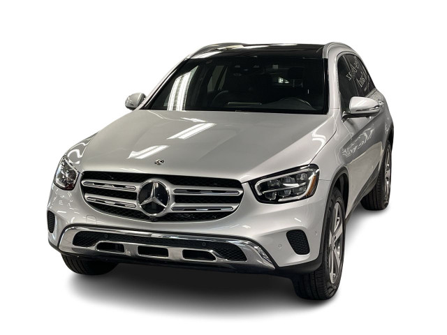 2020 Mercedes-Benz GLC300 4MATIC SUV in Cars & Trucks in City of Montréal - Image 4