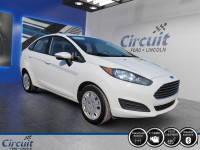 La Ford Fiesta SE 2017 manuelle est une petite voiture agile et économique, parfaite pour la ville.... (image 2)