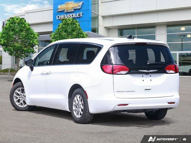 2024 Chrysler Grand Caravan SXT | Accident free | Remote start in Cars & Trucks in Oshawa / Durham Region - Image 3