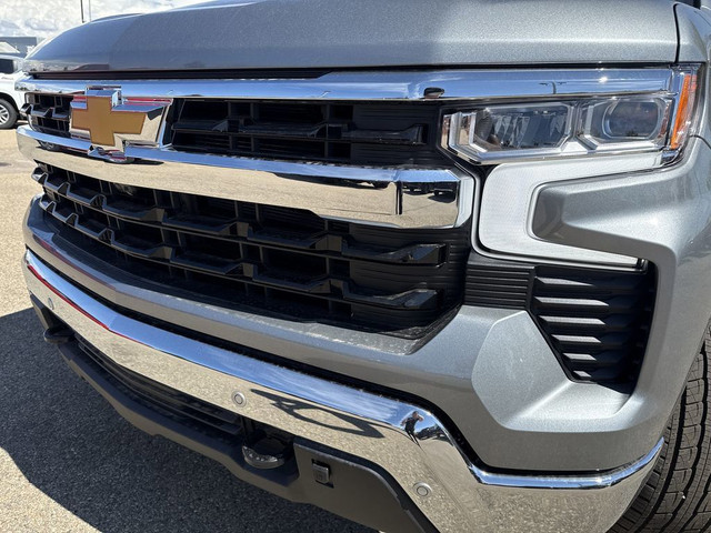2025 Chevrolet Silverado 1500 LT in Cars & Trucks in Edmonton - Image 4