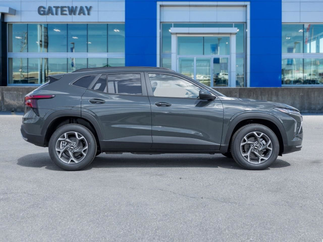 2025 Chevrolet Trax LT in Cars & Trucks in Mississauga / Peel Region - Image 3