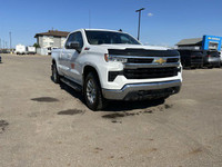 This Chevrolet Silverado 1500 boasts a Gas V8 5.3L/325 engine powering this Automatic transmission.... (image 6)