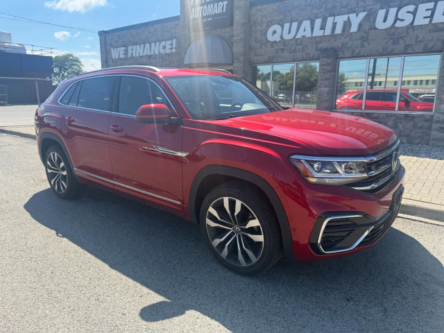 2022 Volkswagen Atlas Cross Sport 3.6 FSI Execline in Cars & Trucks in Sarnia - Image 2