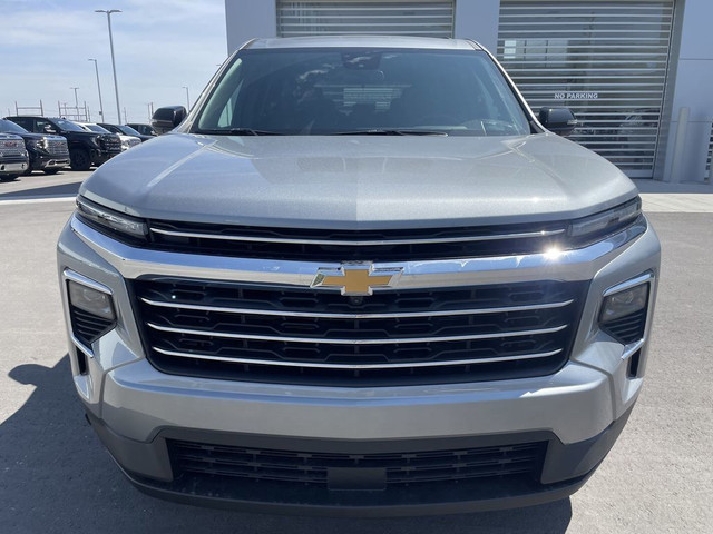 2025 Chevrolet Traverse LT in Cars & Trucks in Calgary - Image 2