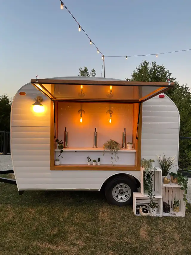 Mobile Bars - Ice Cream, Cofee, Bakery in Cargo & Utility Trailers in Hamilton - Image 25