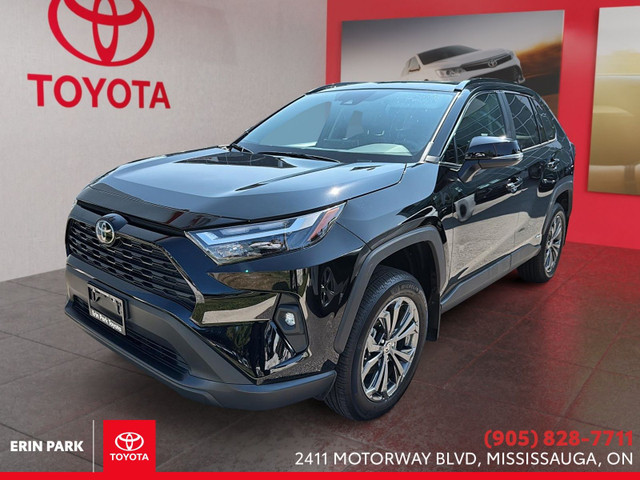 2025 Toyota RAV4 Hybrid XLE in Cars & Trucks in Oakville / Halton Region