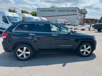 2015 Jeep Grand Cherokee Limited - Black on Black Leather Interior - Loaded with Bluetooth, Navi, Pa... (image 3)