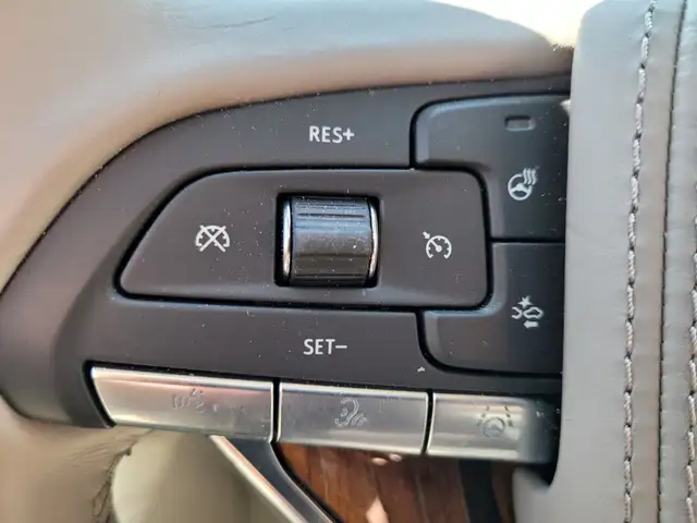 2024 Cadillac Escalade dans Autos et camions dans Peterborough - Image 33