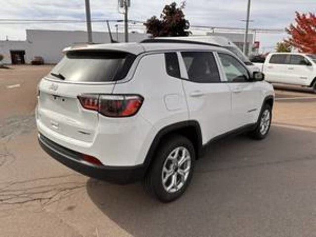 2025 Jeep Compass North 4x4! BACKUP CAMERA! AUTOSTART! in Cars & Trucks in Moncton - Image 3