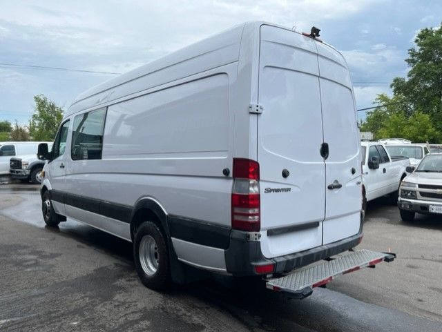 2008 Dodge Sprinter 3500 170 RAISED ROOF-SHELVES-POWER INVERTOR- in Cars & Trucks in City of Toronto - Image 3