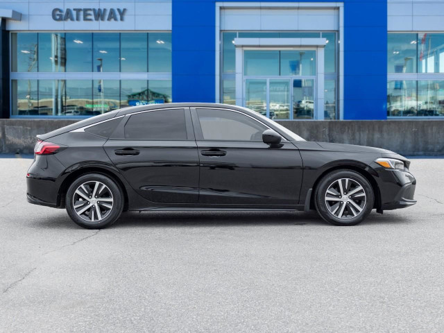 2022 Honda Civic LX SUMMER FUN WITH A 6 SPEED MANUAL! in Cars & Trucks in Mississauga / Peel Region - Image 3