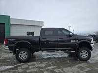 2018 Ram 2500 SLT 4x4 Crew Cab with the 6.7L Cummins Diesel and only 90,000kms! Big lift and tires,... (image 3)