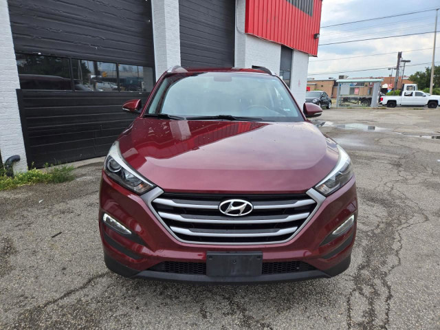2017 Hyundai Tucson AWD - ONE OWNER|CAMERA|BLINDSPOT|HEATED SEAT in Cars & Trucks in City of Toronto - Image 2