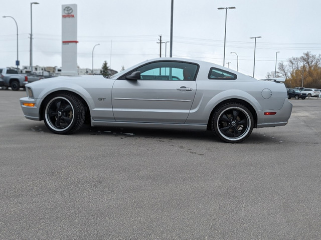 2005 Ford Mustang GT - Low Mileage in Cars & Trucks in Cranbrook - Image 2